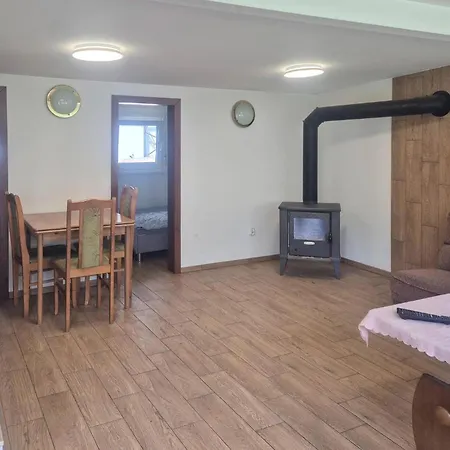 1 Bedroom Beautiful In Holiday home