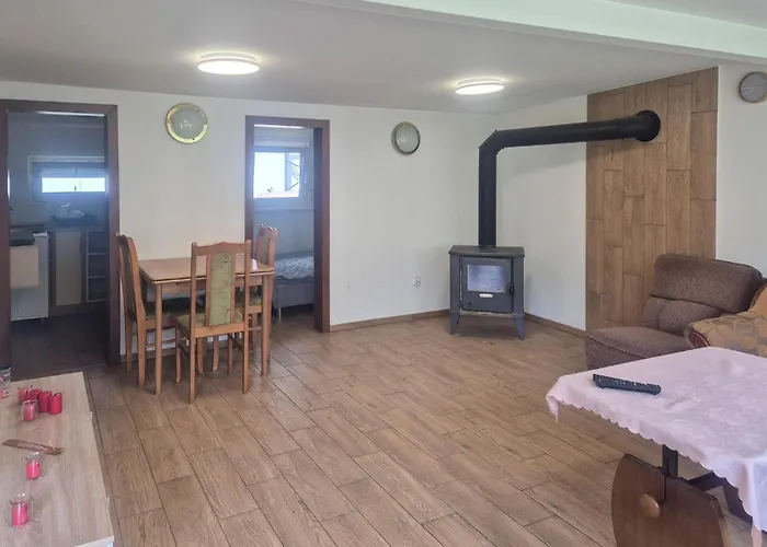 1 Bedroom Beautiful In Holiday home